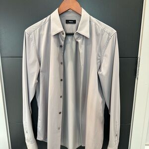 Theory Men's Light Gray Button down Shirt - Size S.